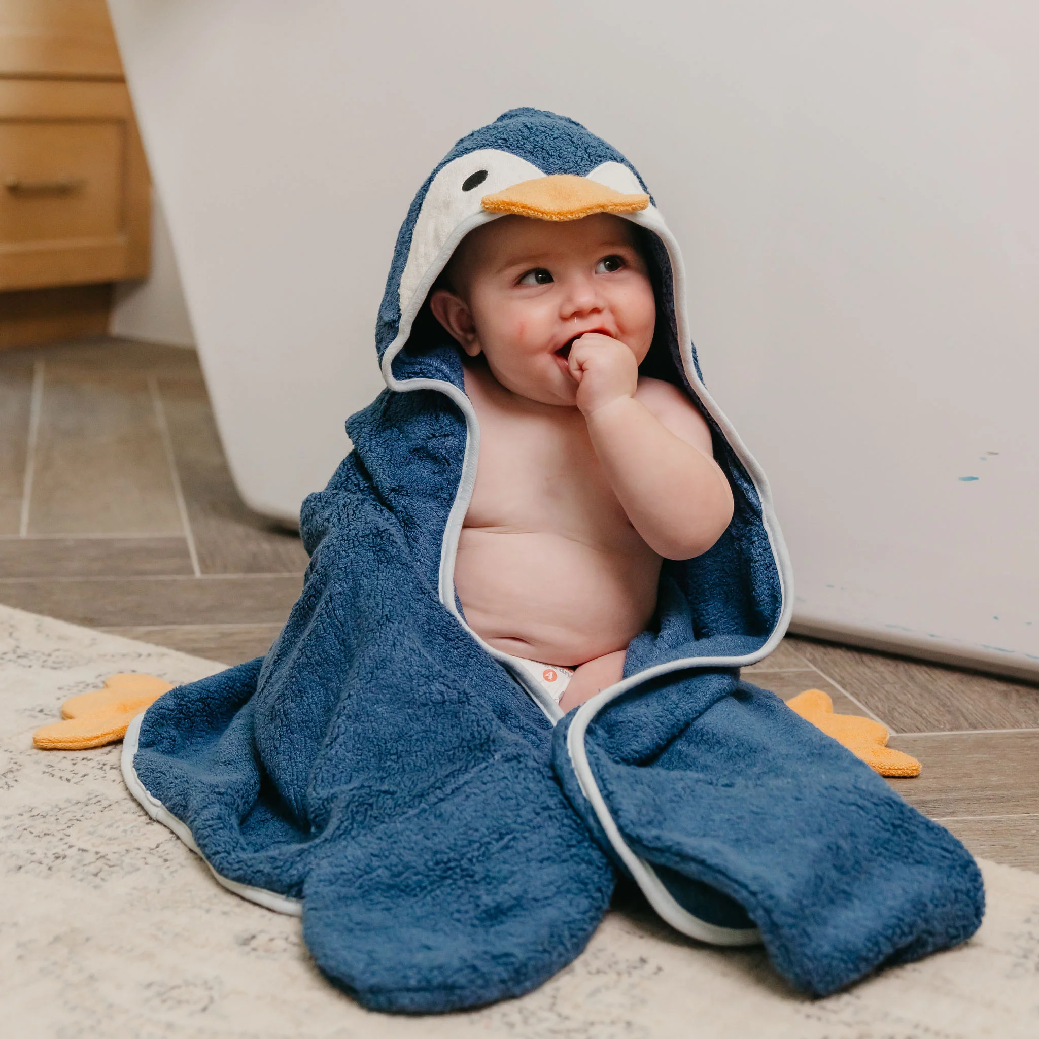 Character Bamboo Hooded Towel - Pebbles - Image 3