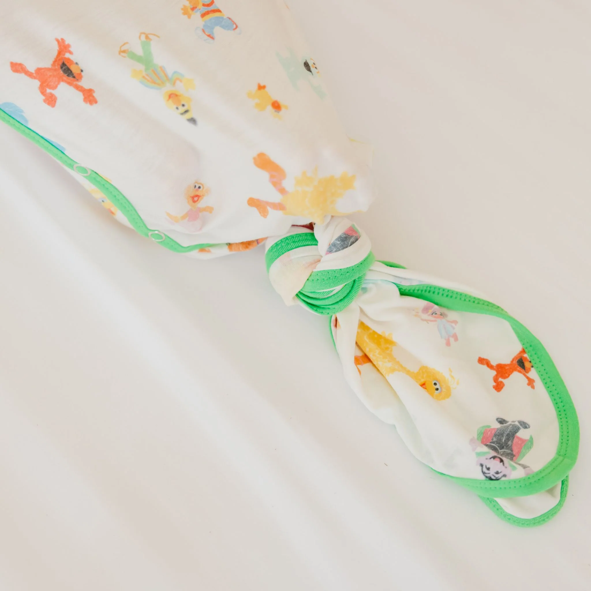 Newborn Knotted Gown - Sesame Friends - Image 4