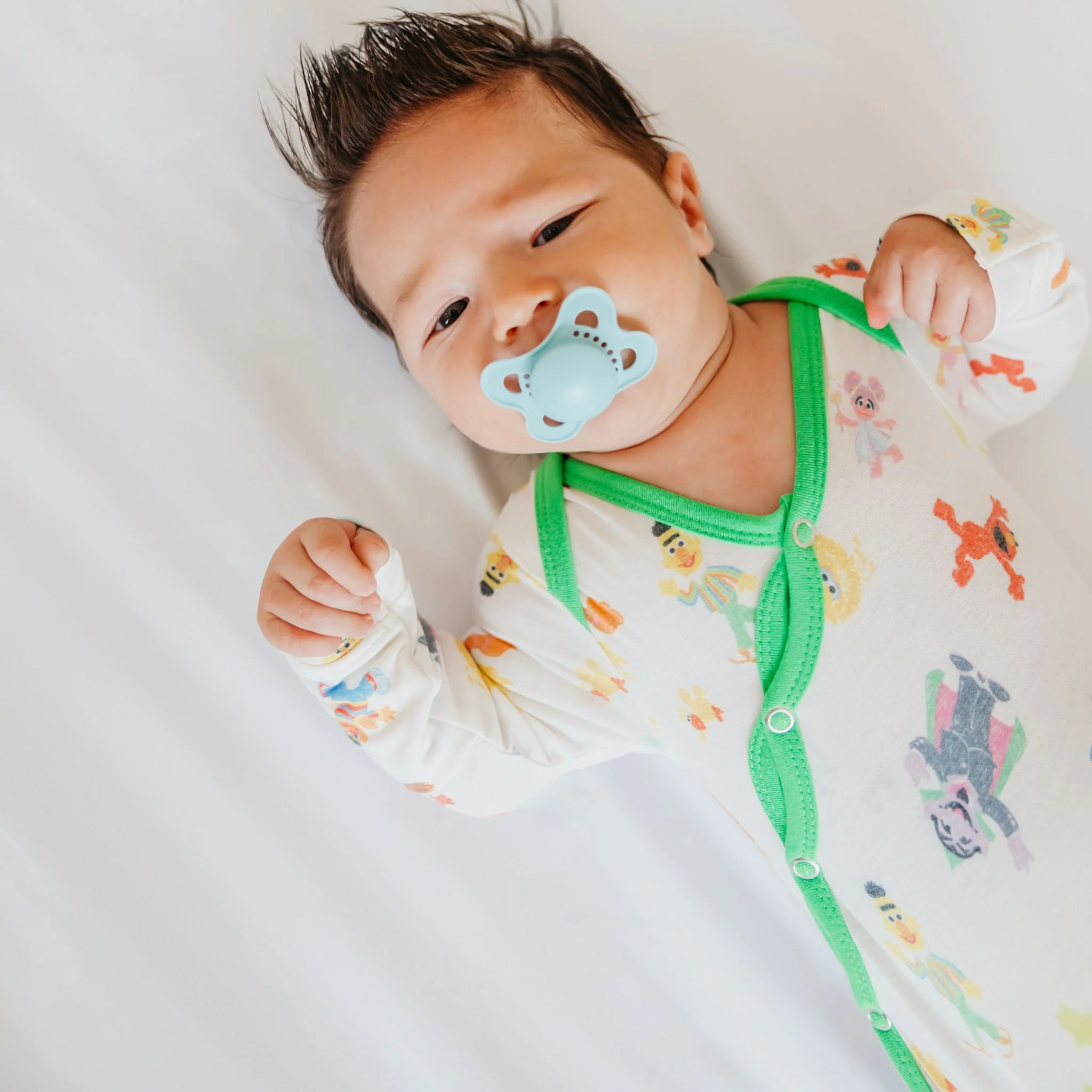 Newborn Knotted Gown - Sesame Friends - Image 5