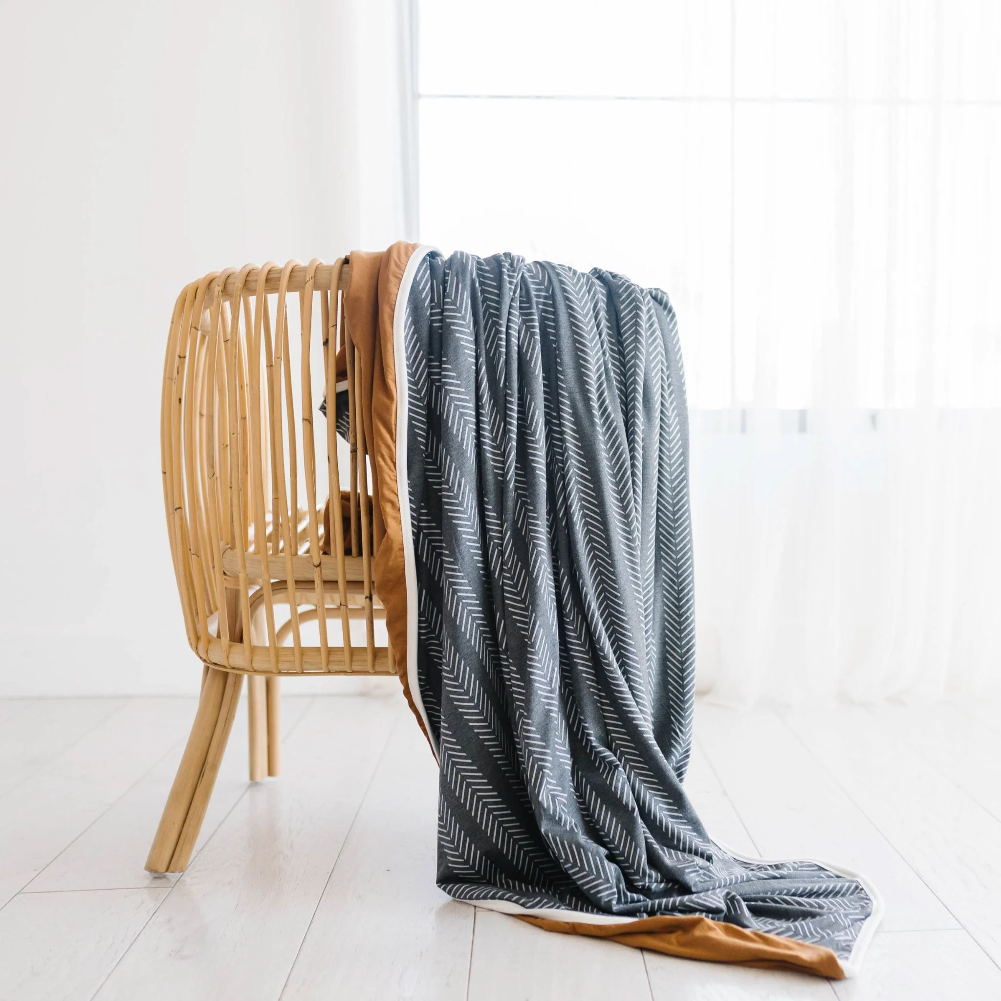 Three-Layer Jumbo Quilt - Canyon - Image 4