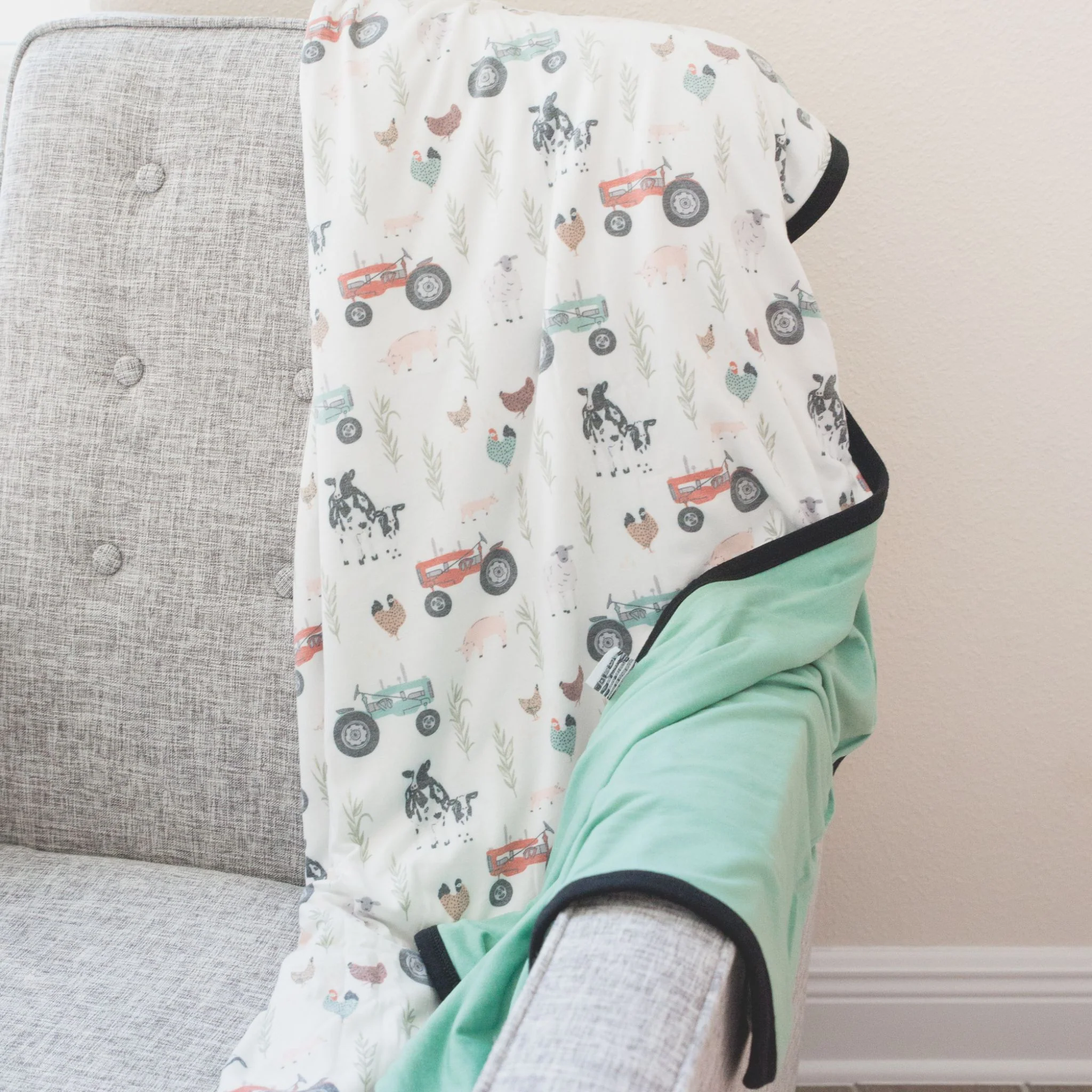 Three-Layer Jumbo Quilt - Jo - Image 12