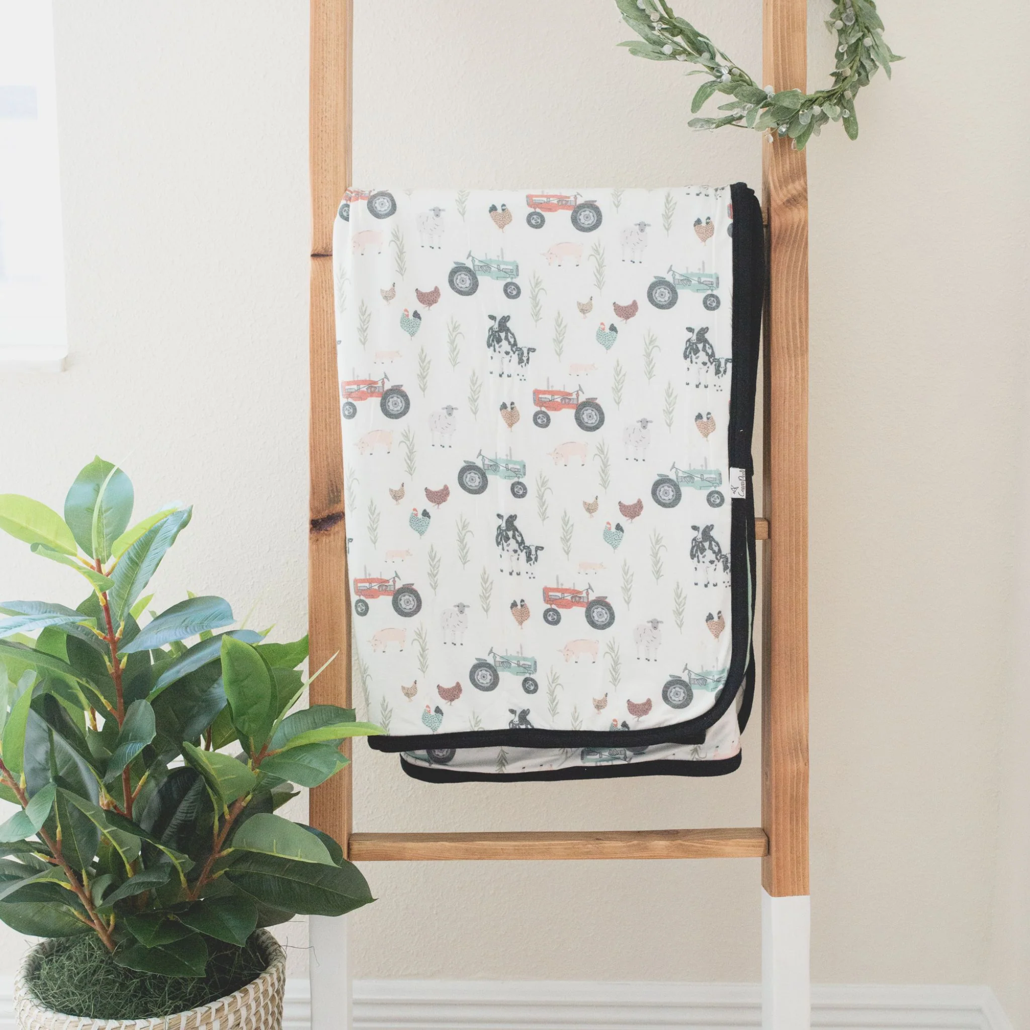 Three-Layer Jumbo Quilt - Jo - Image 4