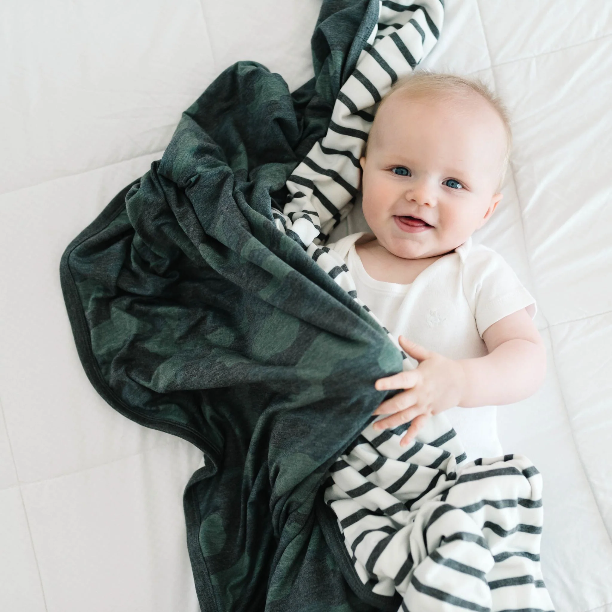 Three-Layer Quilt - Hunter - Image 6